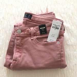 NWT Abercrombie Harper Low Rise Ankle Jean, 26, 2R